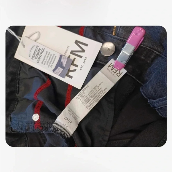 RFM Royalty For Me Black Wash Fading Wide Leg Mid Rise Jeans Size 20W - Picture 5 of 8